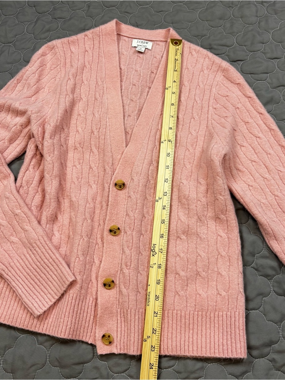 J. Crew Baby Pink Super Soft Cable-Knit V‑Neck Cardigan Size M - Picture 5 of 8